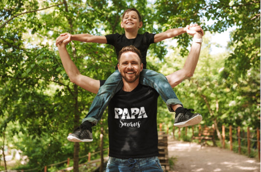 Papa Saurus T-Shirt – Lustiges Dinosaurier Papa Shirt | Geschenk für Papa | Papasaurus T-Shirt | Geburtsgeschenk für werdende Väter | Kult Daddy Design